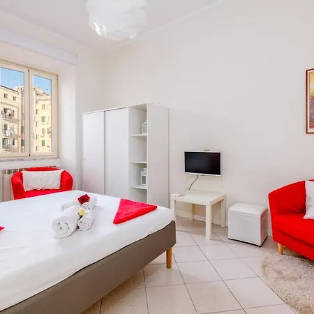 Domus Aurea3 Flat A Stone's Throw From Colosseum *