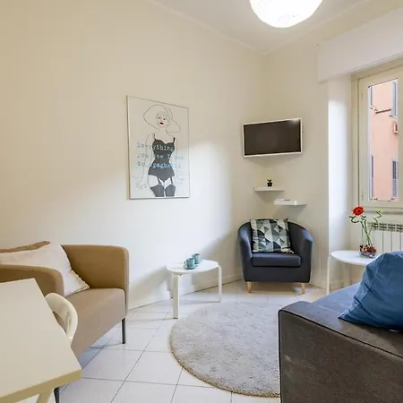 شقة Domus Aurea3 Flat A Stone's Throw From Colosseum *