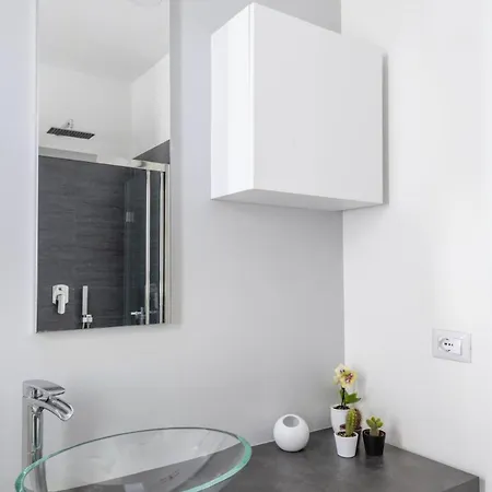 Domus Aurea3 Flat A Stone's Throw From Colosseum شقة روما